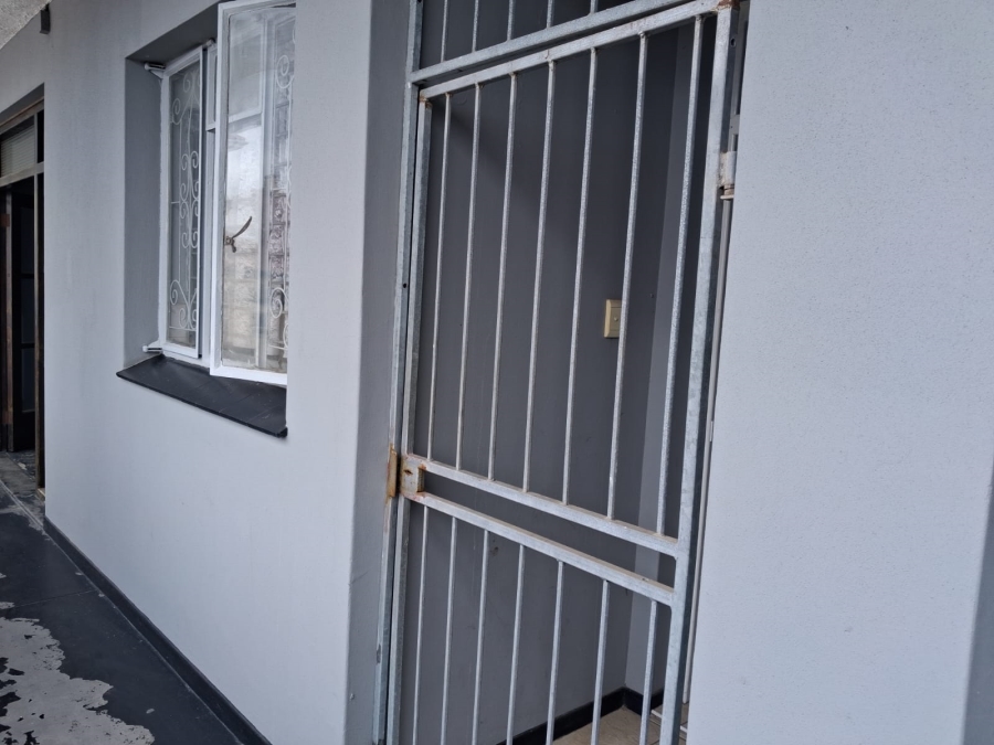 1 Bedroom Property for Sale in Belgravia Eastern Cape